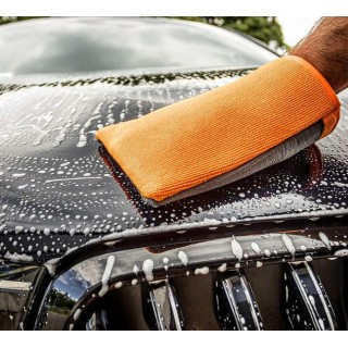 Ръкавица със полимерна глина за почистване на автомобилната боя