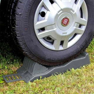 Автомобилни рампи 2.5 тона пластмасови 2 броя