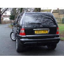 Хромирана лайсна за заден капак на Mercedes ML W163
