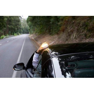 Аварийна LED светлина за автомобил