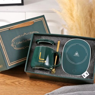 Керамична чаша с нагревател и лъжичка в подаръчен комплект